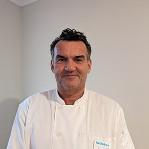 Steve-Neilson--Chef-300px