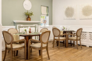 Boulters Lock care home in Maidenhead - dining